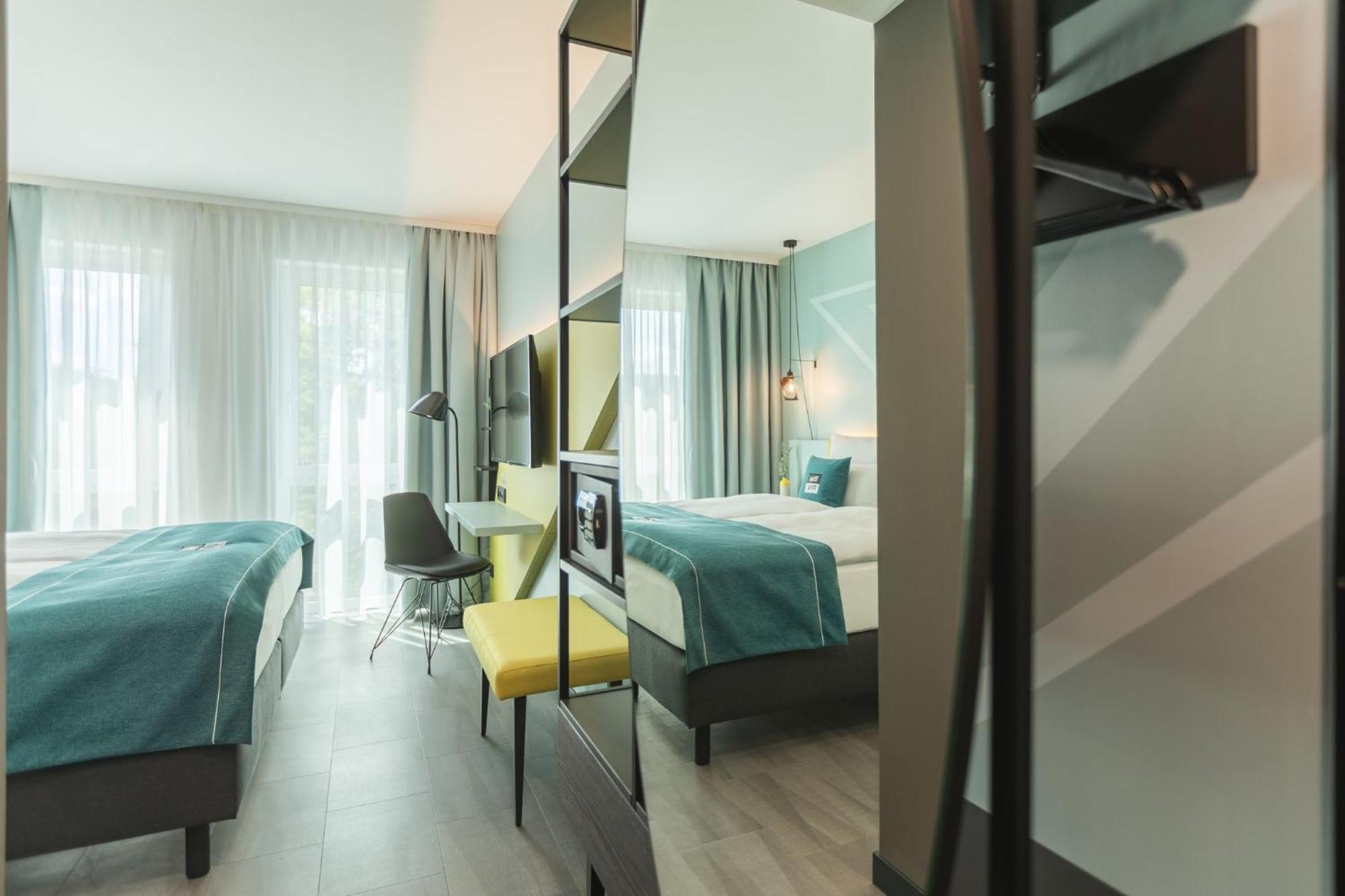 Holiday Inn - The Niu, Seven Dusseldorf Ost By Ihg Bagian luar foto